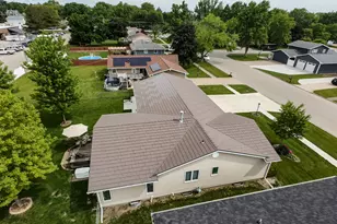 907 Illini Ave, Pontiac, IL 61764 - Photo 73