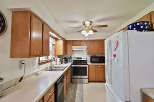 907 Illini Ave, Pontiac, IL 61764 - Photo 19