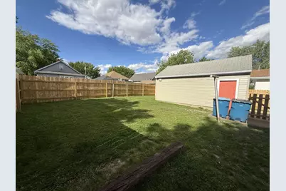 625 10th Street, Peru, IL 61354 - Photo 15