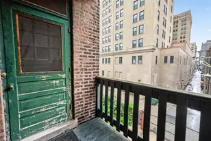 5443 S E View Park, Chicago, IL 60615 - Photo 15