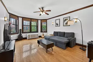 5443 S E View Park, Chicago, IL 60615 - Photo 5