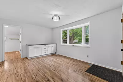 434 E Washington Street, West Chicago, IL 60185 - Photo 7