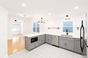 2642 N California Ave, Chicago, IL 60647 - Photo 3