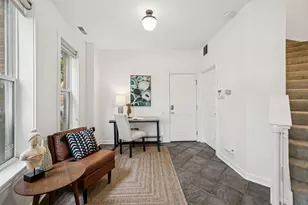 2477 W Montrose Ave, Chicago, IL 60618 - Photo 7
