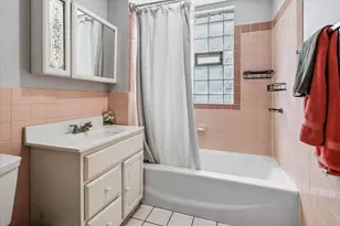 2147 N Kilpatrick Ave, Chicago, IL 60639 - Photo 21