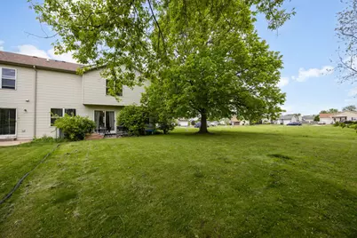 709 Carlisle Drive, Woodstock, IL 60098 - Photo 15