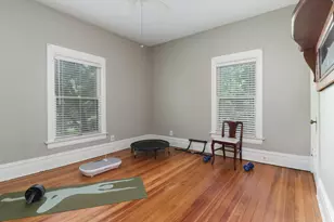 903 E Jefferson St, Bloomington, IL 61701 - Photo 35