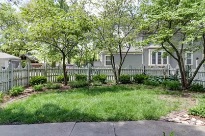 903 E Jefferson Street, Bloomington, IL 61701 - Photo 49