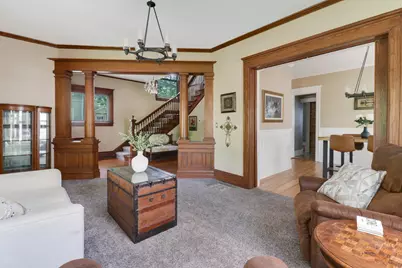 903 E Jefferson Street, Bloomington, IL 61701 - Photo 5