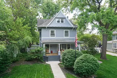 903 E Jefferson Street, Bloomington, IL 61701 - Photo 1