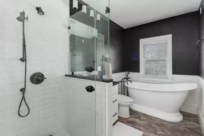 903 E Jefferson Street, Bloomington, IL 61701 - Photo 7