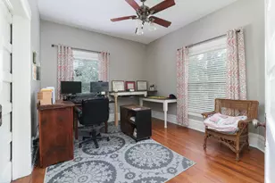 903 E Jefferson St, Bloomington, IL 61701 - Photo 33
