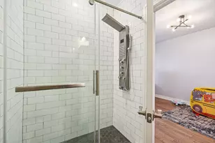 3806 W Armitage Ave, Chicago, IL 60647 - Photo 19