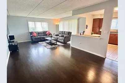 390 S Western Avenue #605, Des Plaines, IL 60016 - Photo 5