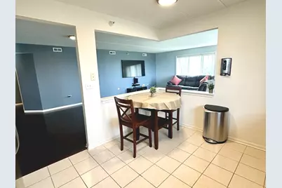 390 S Western Avenue #605, Des Plaines, IL 60016 - Photo 11