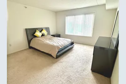 390 S Western Avenue #605, Des Plaines, IL 60016 - Photo 13