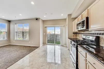 1686 Buckingham Drive, Des Plaines, IL 60016 - Photo 11