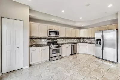 1686 Buckingham Drive, Des Plaines, IL 60016 - Photo 9