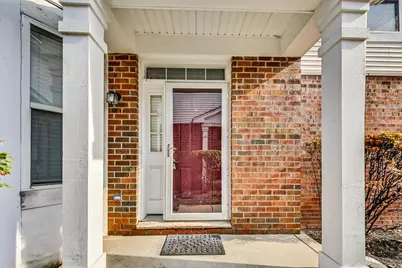 1686 Buckingham Drive, Des Plaines, IL 60016 - Photo 3