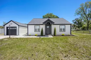 1311 S Meyers Rd, Lombard, IL 60148 - Photo 1