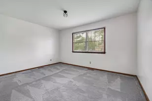 26 Miller Rd, Lake in the Hills, IL 60156 - Photo 11