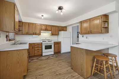 26 Miller Road, Lake in the Hills, IL 60156 - Photo 7