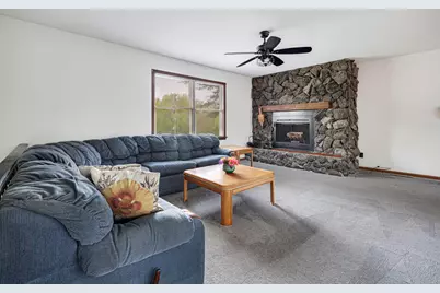 26 Miller Road, Lake in the Hills, IL 60156 - Photo 3