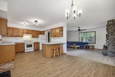 26 Miller Road, Lake in the Hills, IL 60156 - Photo 9