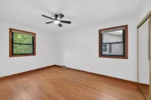 1717 N Burning Bush Ln, Mount Prospect, IL 60056 - Photo 23