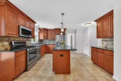 1717 N Burning Bush Lane, Mount Prospect, IL 60056 - Photo 7