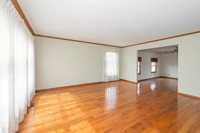 1404 Halifax Drive, Mundelein, IL 60060 - Photo 7