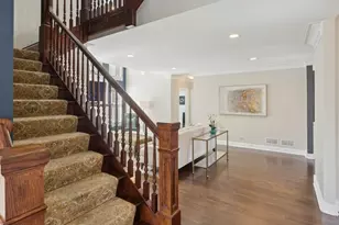 522 N County Line Rd, Hinsdale, IL 60521 - Photo 15