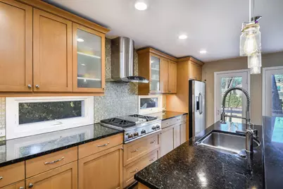 541 Park Row, Glen Ellyn, IL 60137 - Photo 9