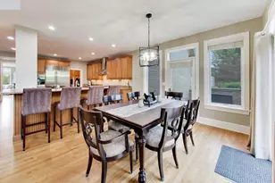 213 Justins Ct, Vernon Hills, IL 60061 - Photo 9