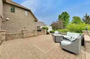 213 Justins Ct, Vernon Hills, IL 60061 - Photo 83