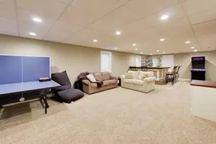 213 Justins Ct, Vernon Hills, IL 60061 - Photo 65