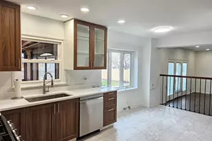78 Downing Rd, Buffalo Grove, IL 60089 - Photo 9