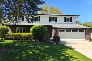 78 Downing Rd, Buffalo Grove, IL 60089 - Photo 1