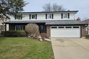 78 Downing Rd, Buffalo Grove, IL 60089 - Photo 1