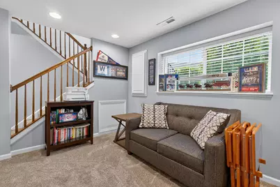 1563 Deer Pointe Drive, South Elgin, IL 60177 - Photo 23