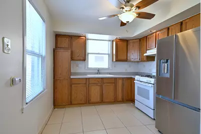 2732 N 72nd Court, Elmwood Park, IL 60707 - Photo 7