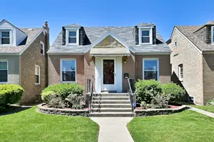2732 N 72nd Ct, Elmwood Park, IL 60707 - Photo 1