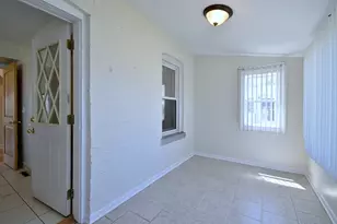 2732 N 72nd Ct, Elmwood Park, IL 60707 - Photo 15