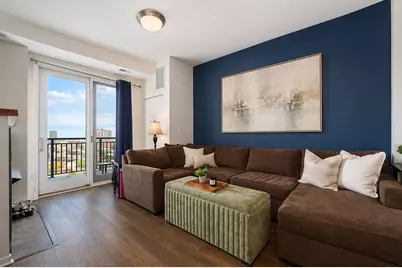 828 W Grace Street #1404, Chicago, IL 60613 - Photo 5