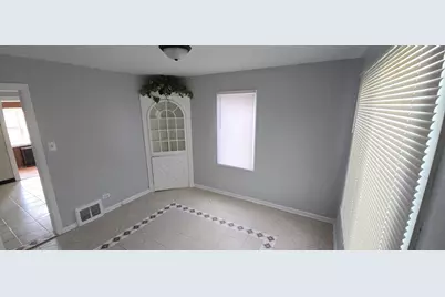 201 Broadway Avenue, Chicago Heights, IL 60411 - Photo 7