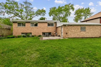383 Park Avenue, Wheeling, IL 60090 - Photo 29
