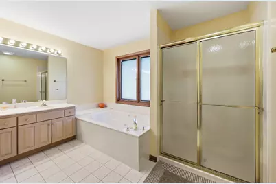 406 Woodview Drive, Prospect Heights, IL 60070 - Photo 21