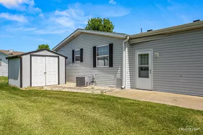 463 Meadowlark Circle #B, Sandwich, IL 60548 - Photo 15