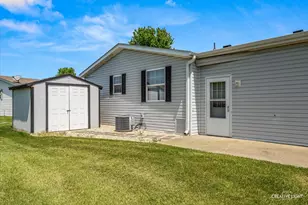 463 Meadowlark Cir, Sandwich, IL 60548 - Photo 15