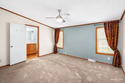 463 Meadowlark Circle #B, Sandwich, IL 60548 - Photo 13